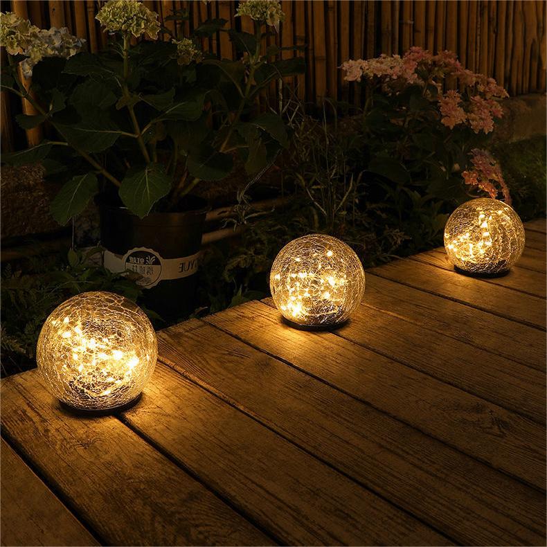 Solar Powered Cracked Glass Globe Waterproof Lights